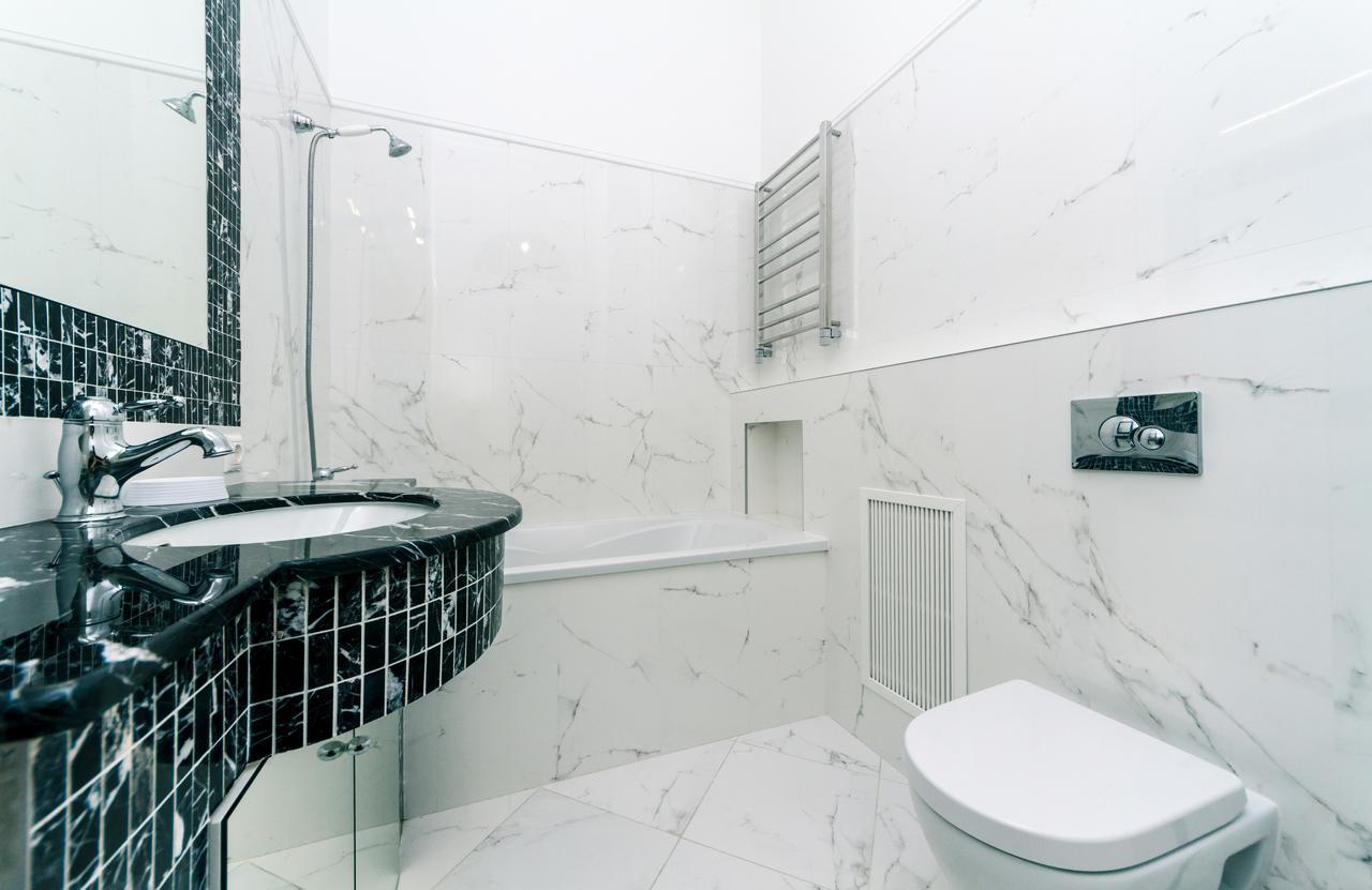 VIP apartment near Kreschatyk, 31а Pushkinska Street Kiev Exteriör bild