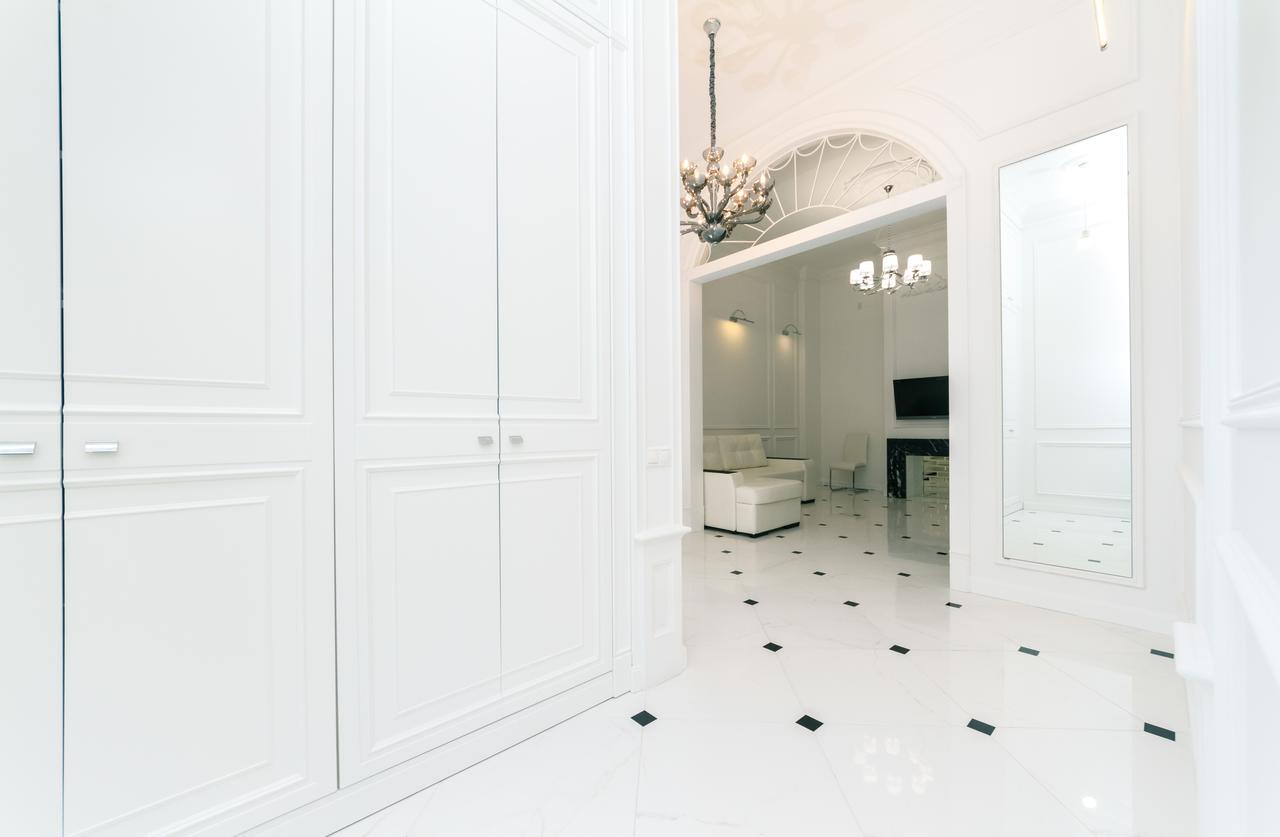 VIP apartment near Kreschatyk, 31а Pushkinska Street Kiev Exteriör bild